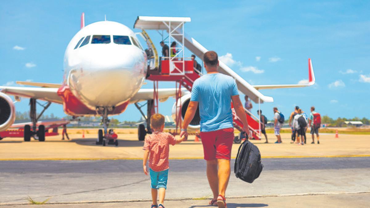 Tras la vuelta a la 'nueva normalidad', muchos españoles volverán a llenar los aeropuertos para dirigirse a sus destinos vacacionales