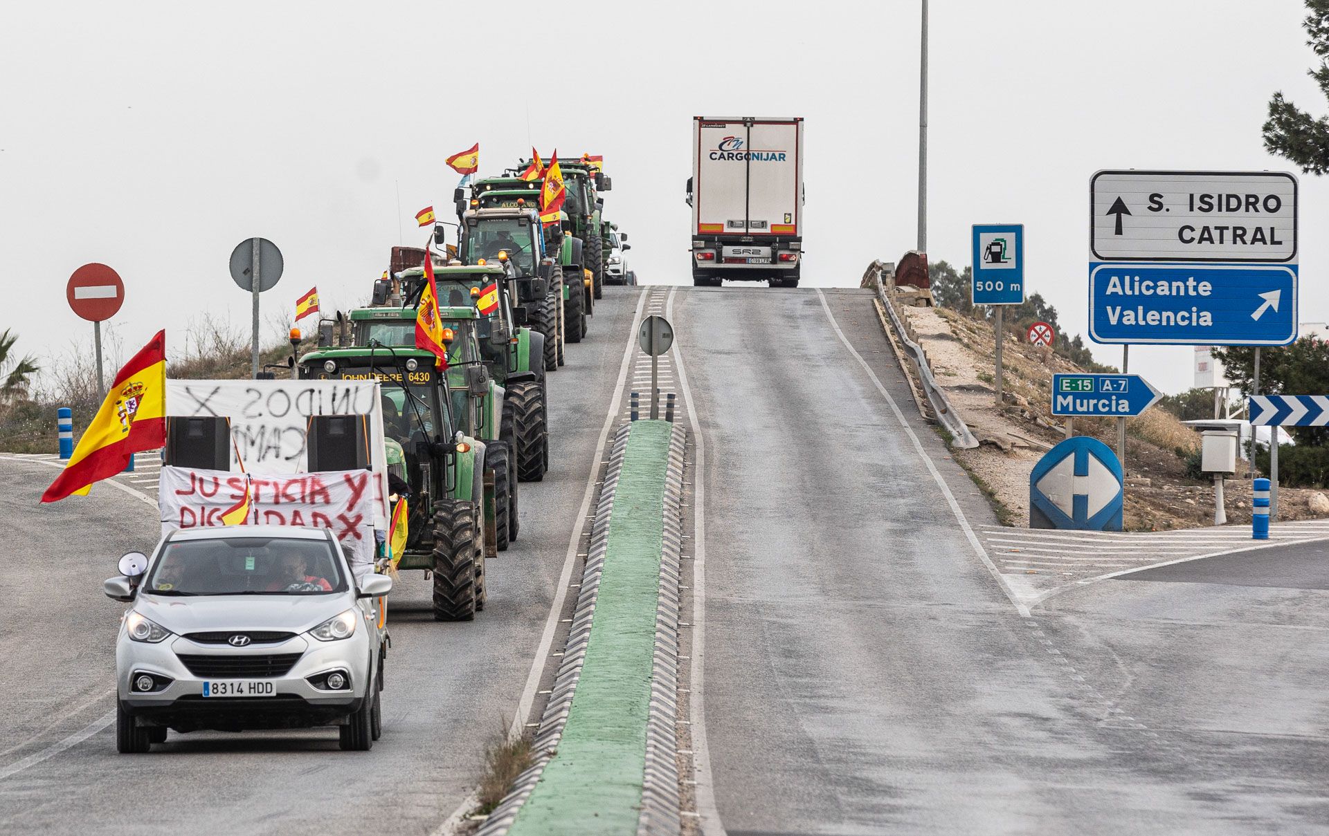 Tractorada en Crevillent y Elche