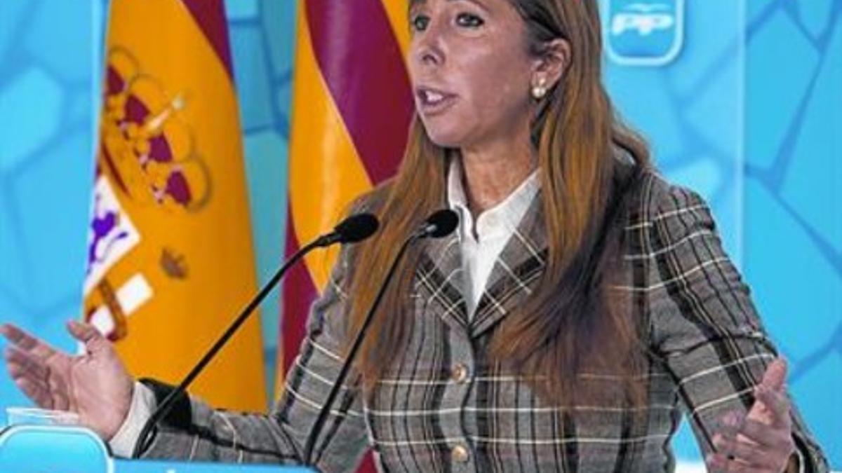 La presidenta del PPC, Alicia Sánchez-Camacho, en la sede del partido.