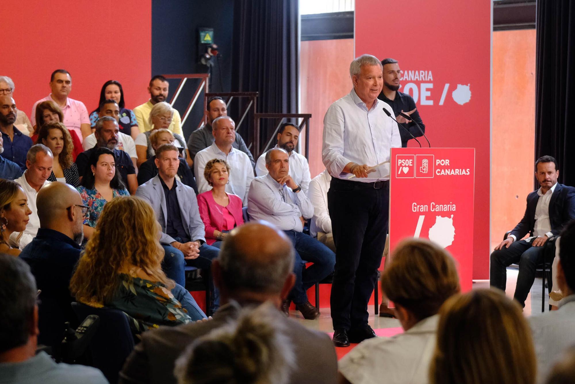 Montero alaba la defensa "martillo pilón" que ha hecho Torres de Canarias ante el Estado