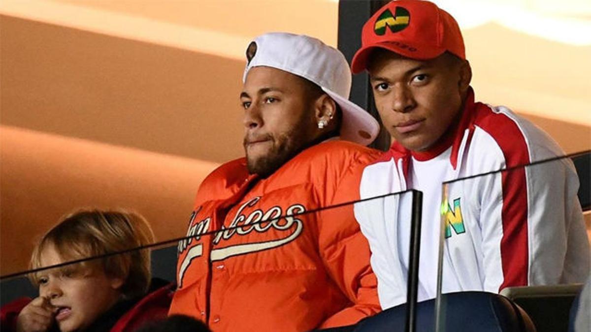 Neymar y Mbappé disfrutaron desde las gradas del PSG Toulouse