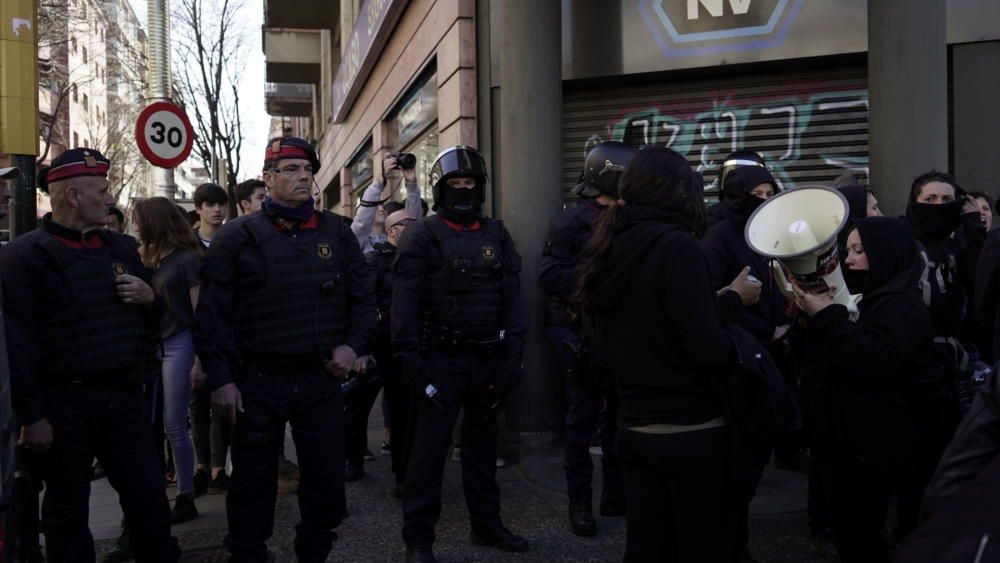 Manifestació sindical a Girona de la vaga del vuit de març