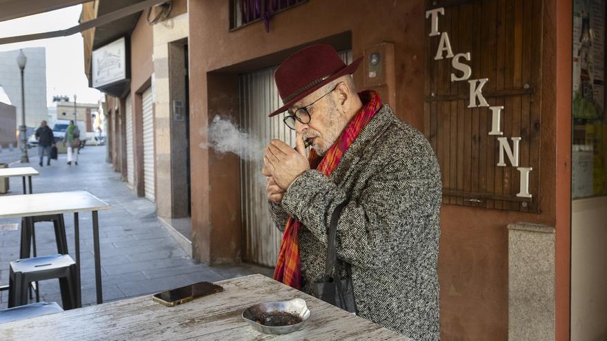 La venta de tabaco de liar en Extremadura cae en 23 toneladas al año por el  contrabando - El Periódico Extremadura