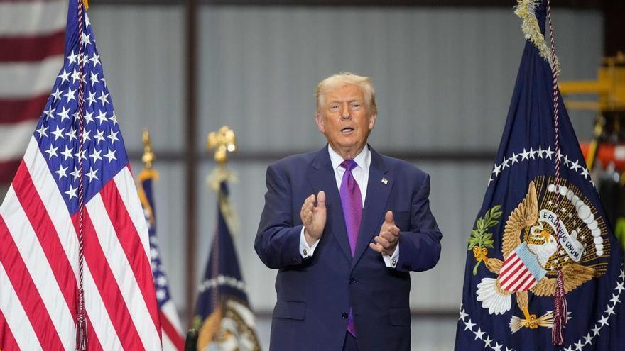 Trump ordena desclasificar archivos sobre ovnis y posibles formas de vida extraterrestre