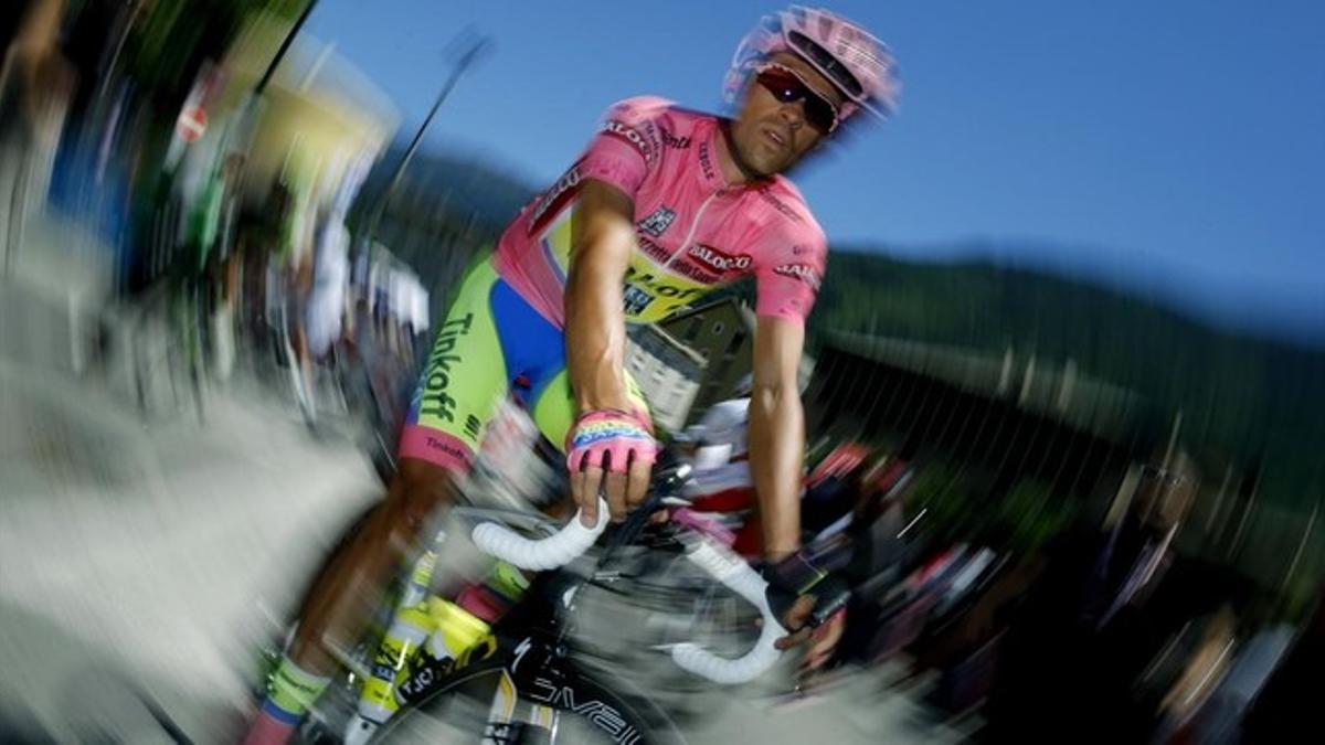 Contador, de rosa