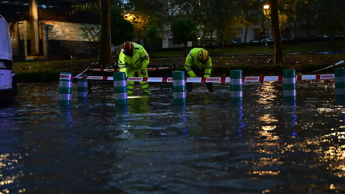 La borrasca Claudia llega a Cáceres con una tromba de agua