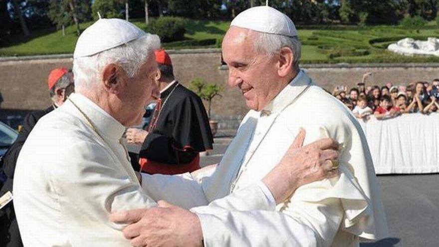 Juan Pablo II y Juan XXIII serán proclamados santos