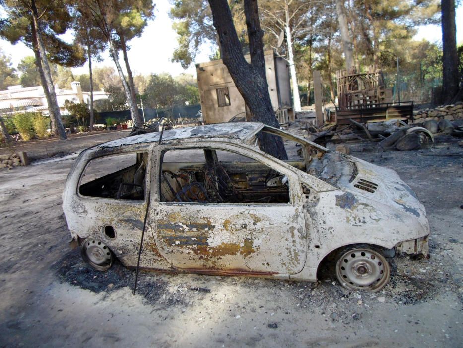 Incendio en Benitatxell y Xàbia