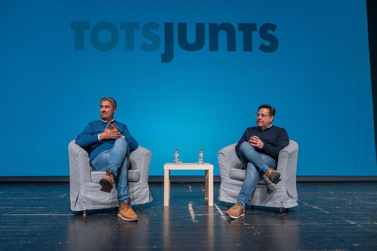 Albert Robert (a l'esquerra) i Jordi Martínez, durant la presentació.