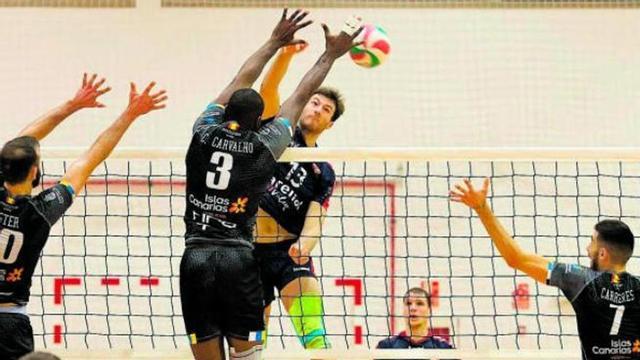 El Guaguas suma y sigue: ficha a Knigge