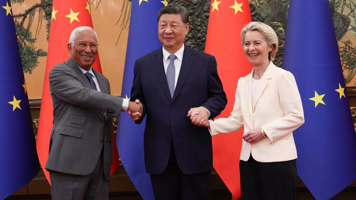 La UE y China se comprometen a cooperar para paliar el desequilibrio comercial