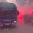 ¡El Barça ya está en Montjuïc! Increíble recibimiento de los aficionador azulgranas