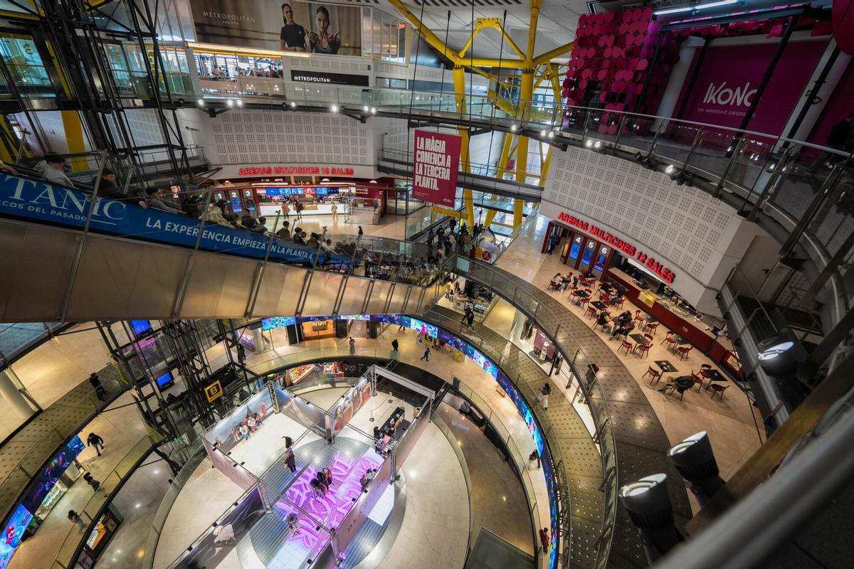 Barcelona. Economía. 01/04/2026 Centro comercial las Arenas, en relación a los 15 años de su inauguración. FOTO de ZOWY VOETEN