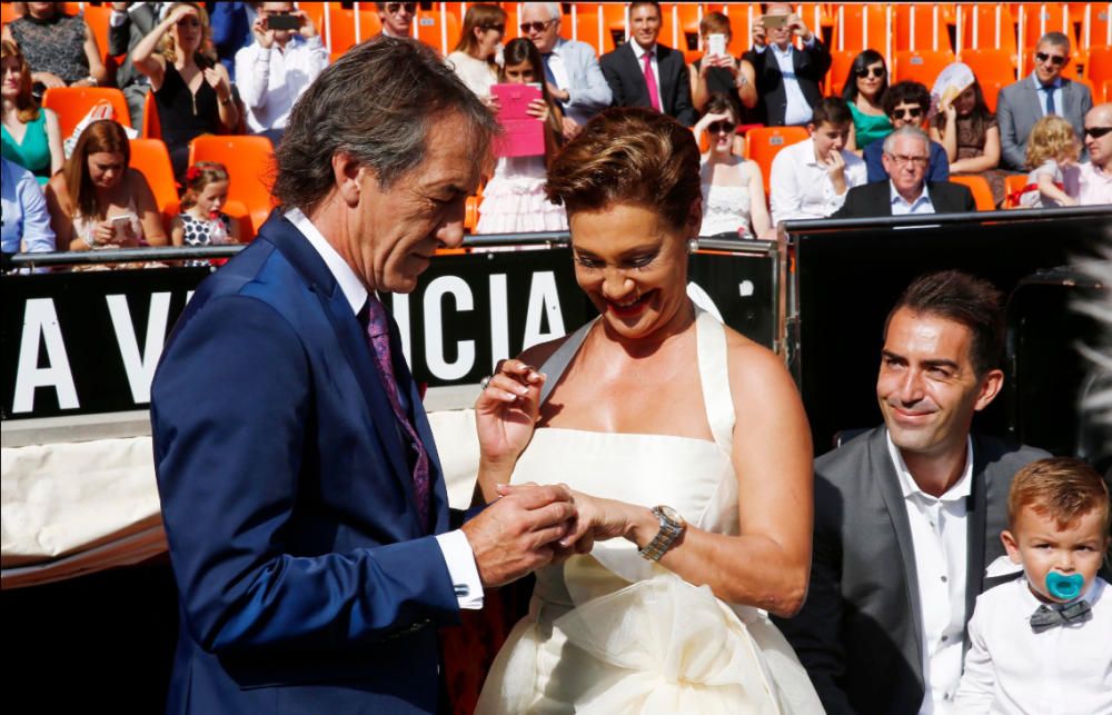 La boda de Ricardo Arias en Mestalla