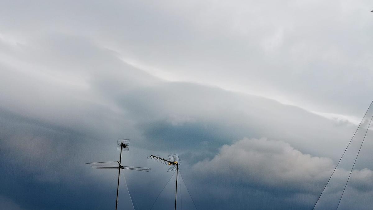 El cielo antes de la tormenta