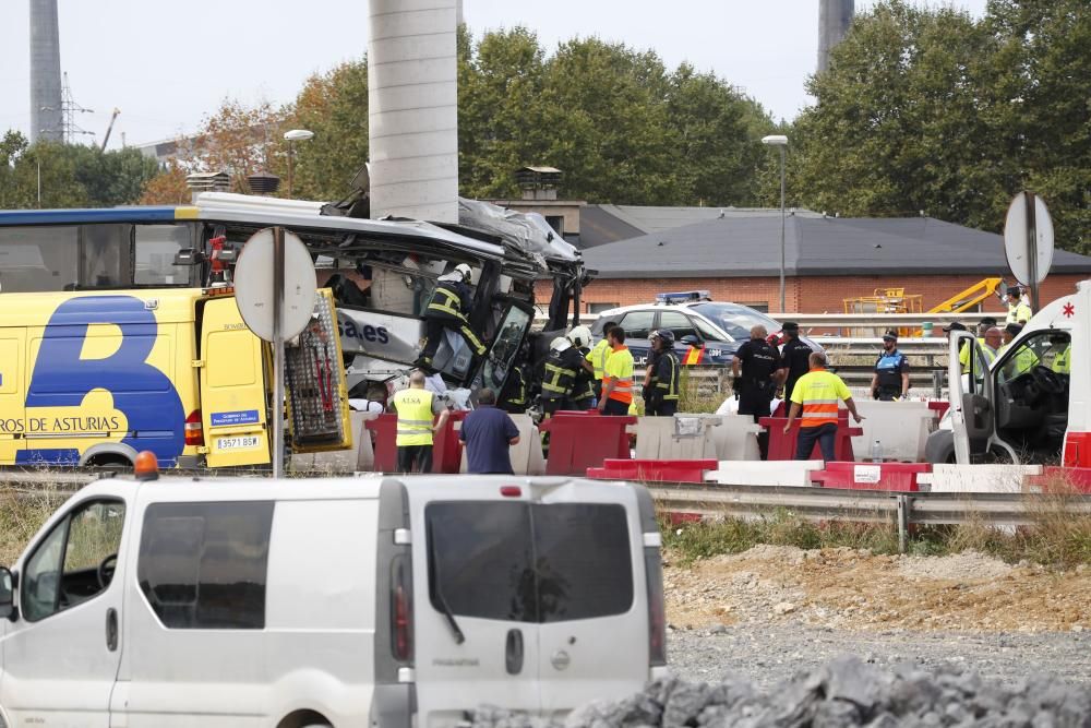 Accidente brutal de autobús en Avilés