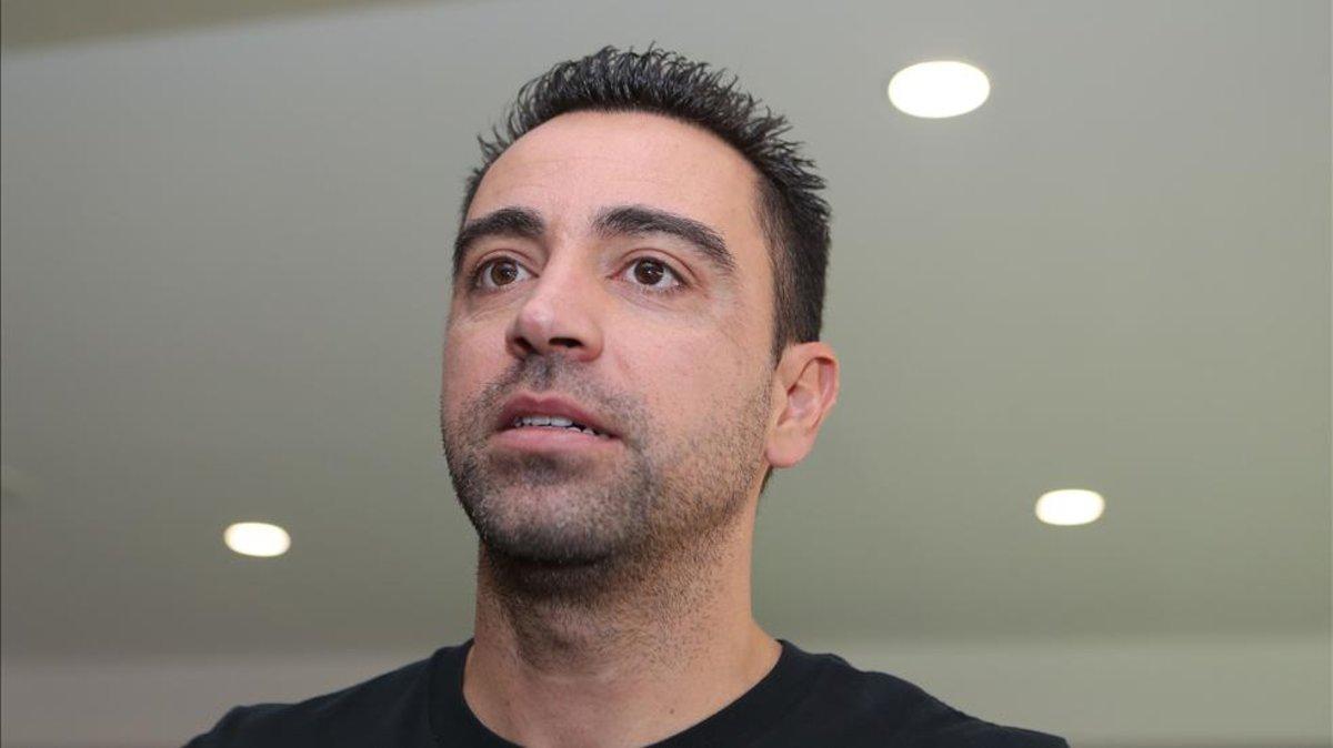 Xavi Hernández, vía libre para entrenar en el fútbol profesional