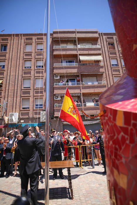 El Pájaro Oriol ya descansa en el balcón