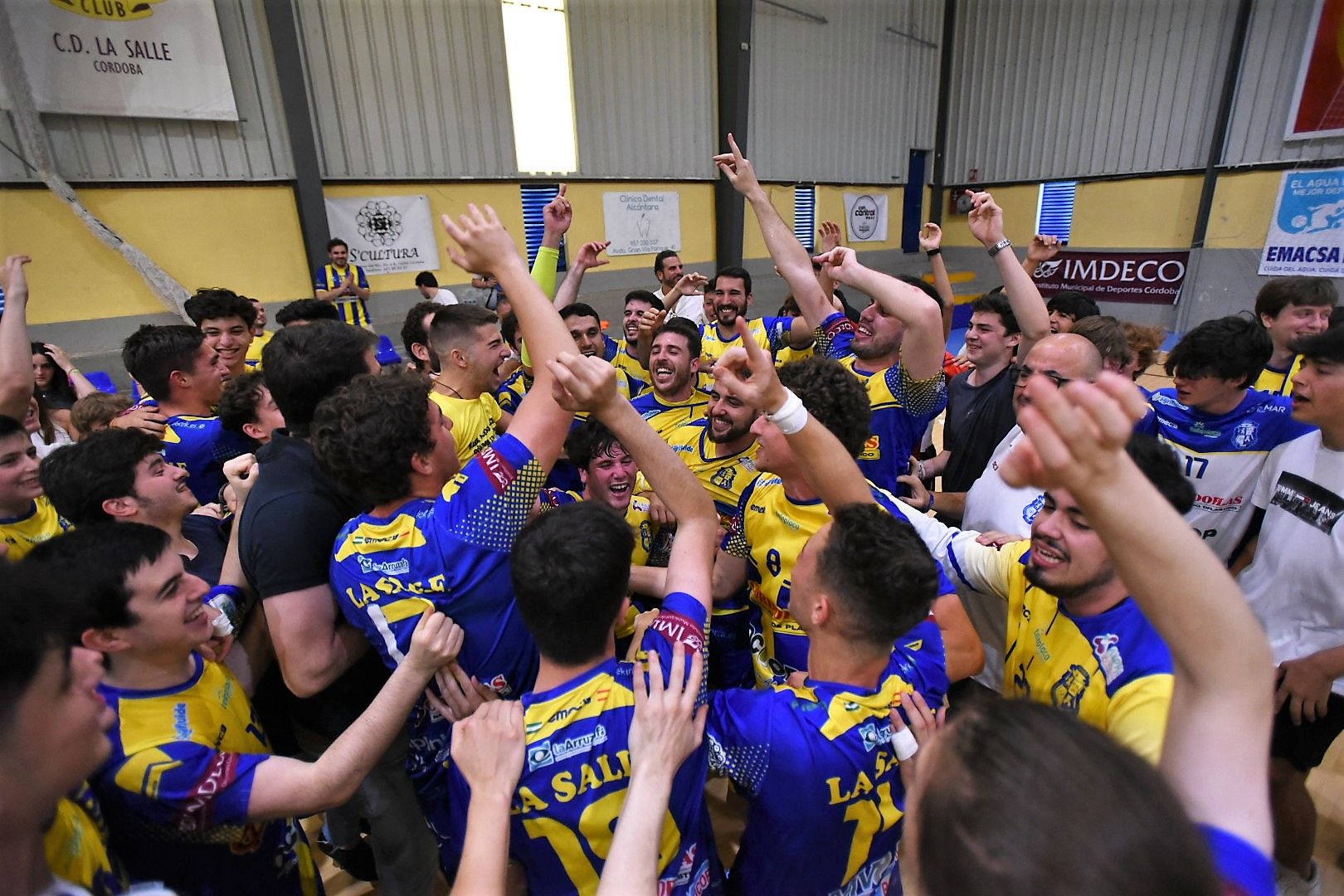 La Salle asciende como campeón a la Primera Nacional de balonmano