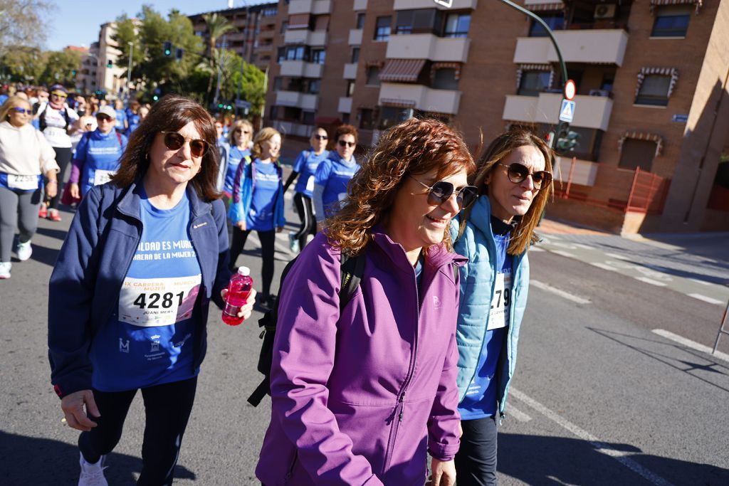 Imágenes del recorrido de la Carrera de la Mujer: avenida Pío Baroja y puente del Reina Sofía (II)