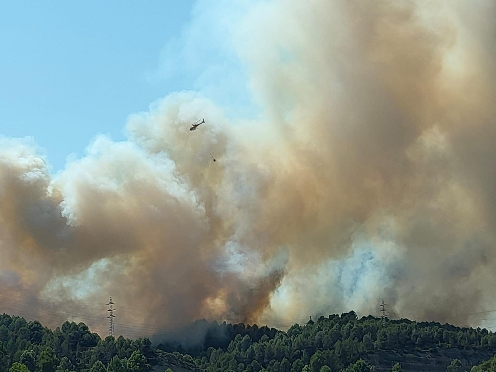 Incendi entre Bufalvent i el Pont de Vilomara