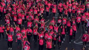 La Cursa de les Dones reuneix 36.000 persones contra el càncer