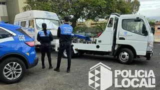 Santa Cruz se pone las pilas con los coches abandonados en la calle: retiran 45 en cuatro meses