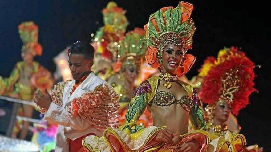 Moment del darrer carnaval de l&#039;Havana d&#039;aquest any, una de les atraccions potencials per als xinesos