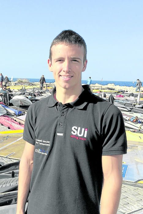 Mateo Sanz (Windsurf)