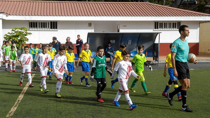 Deporte Base, benjamines: Huracán 0 - Las Palmas 3