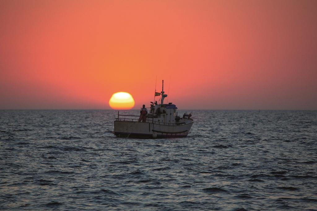 Juan Camacho, pescador de la reserva.