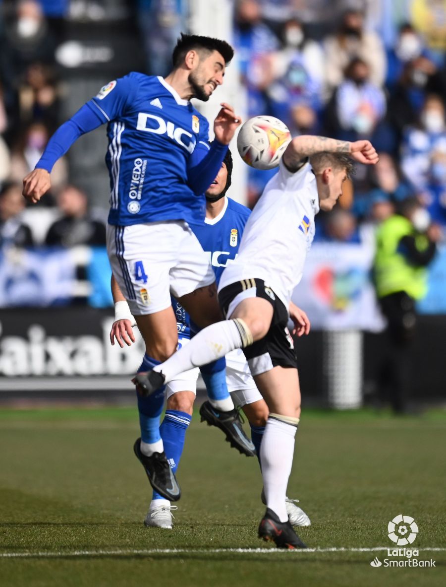 Las mejores imágenes de la victoria del Real Oviedo en Burgos (0-1)