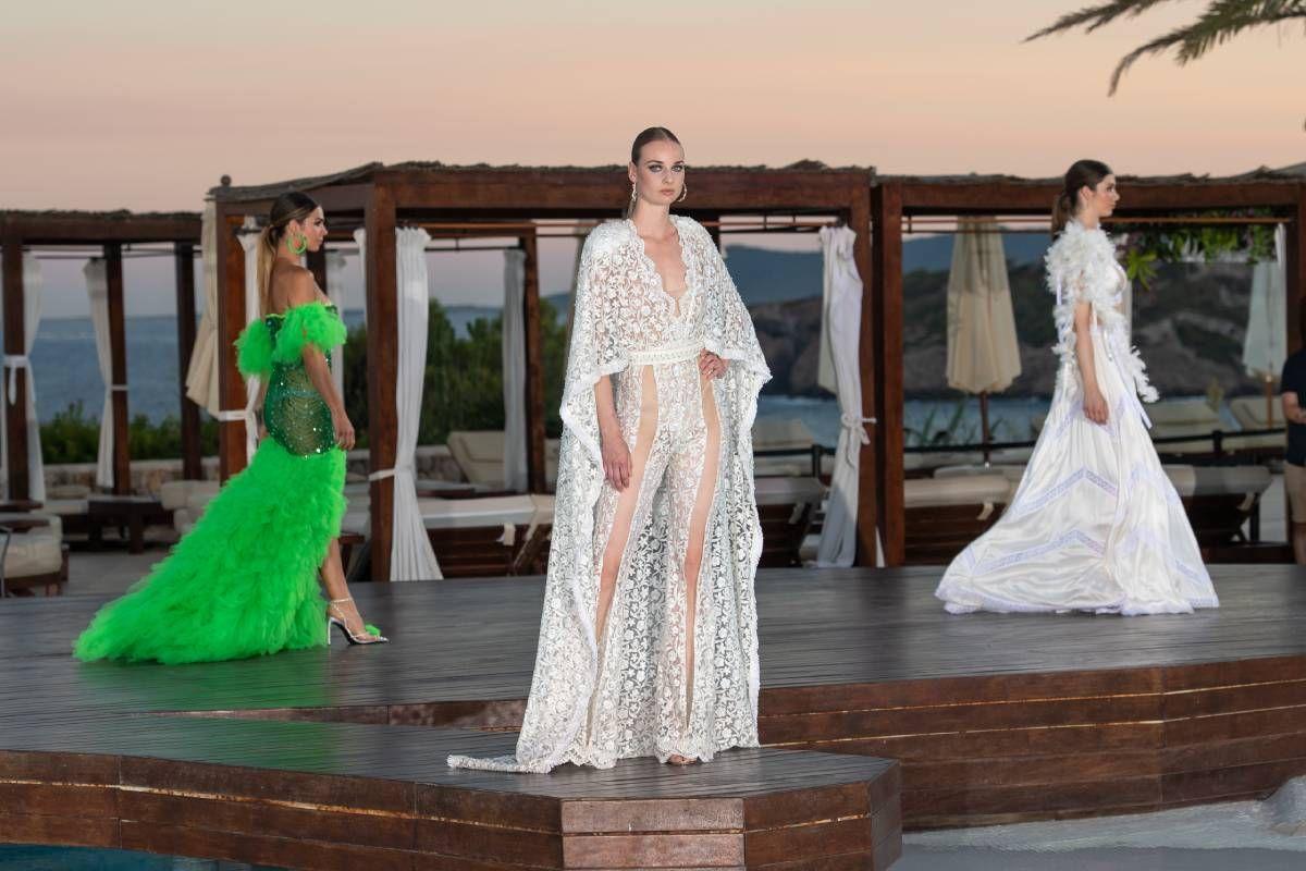 Desfile 'pop up' organizado por Ibiza Luxury Destination y Moda Adlib Ibiza en el hotel Destino Pachá Ibiza