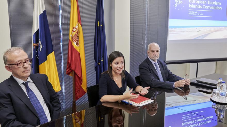 Canarias lanza en Bruselas su plan para liderar las islas turísticas europeas