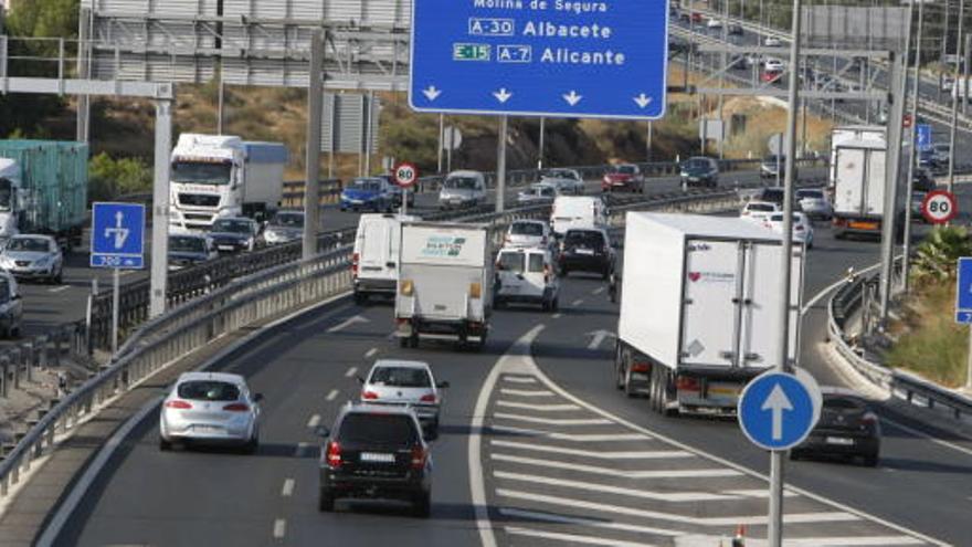 La DGT prevé 250.000 desplazamientos en el puente