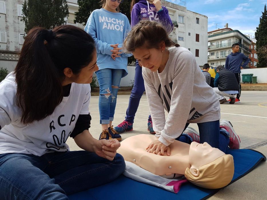 1.200 nens i nenes de Blanes han après a salvar vides aquest curs