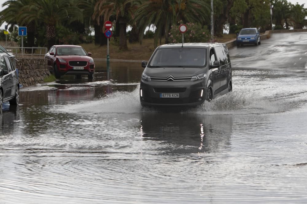 Cortes de tráfico en Sagunt por la intensa lluvia