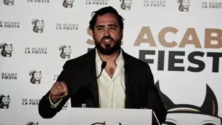 Los periodistas parlamentarios piden retirar la acreditación a Vito Quiles, jefe de prensa de Alvise
