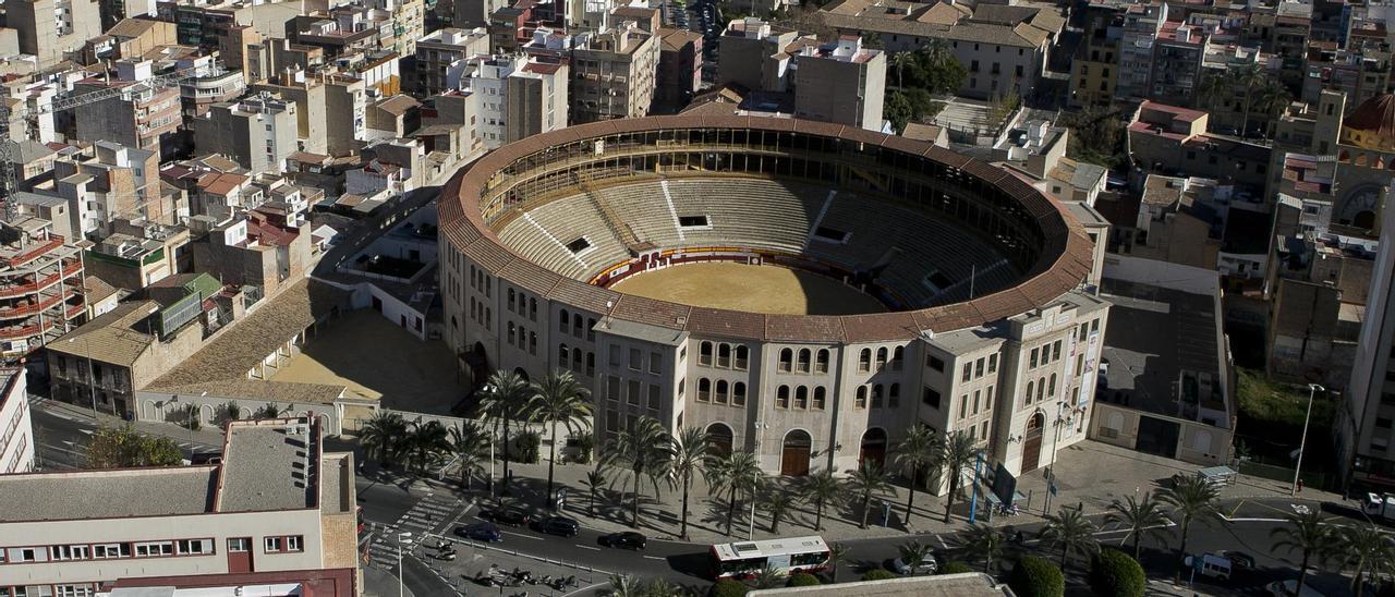 Imagen aérea del entorno de la Plaza de Toros de Alicante