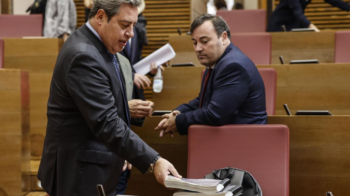Jose María Llanos (Vox) en las Corts.