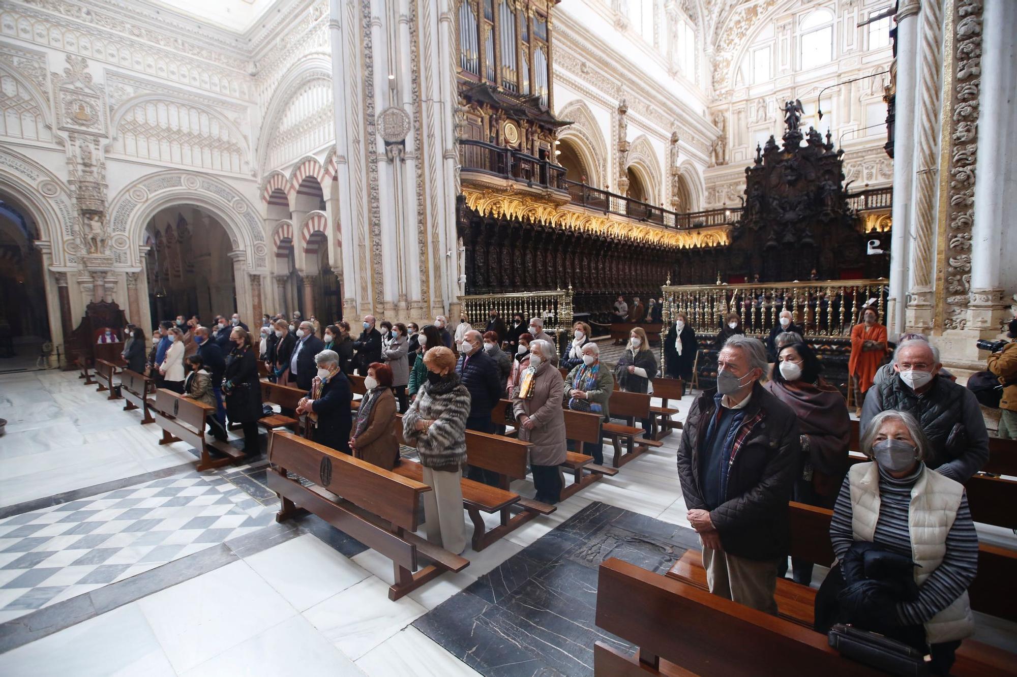 El obispo de Córdoba preside la Misa de Año Nuevo en la catedral