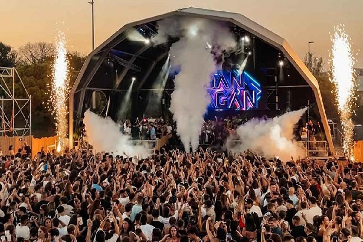 Una de las fiestas del Brisa Open Air de Gavà, en 2025.