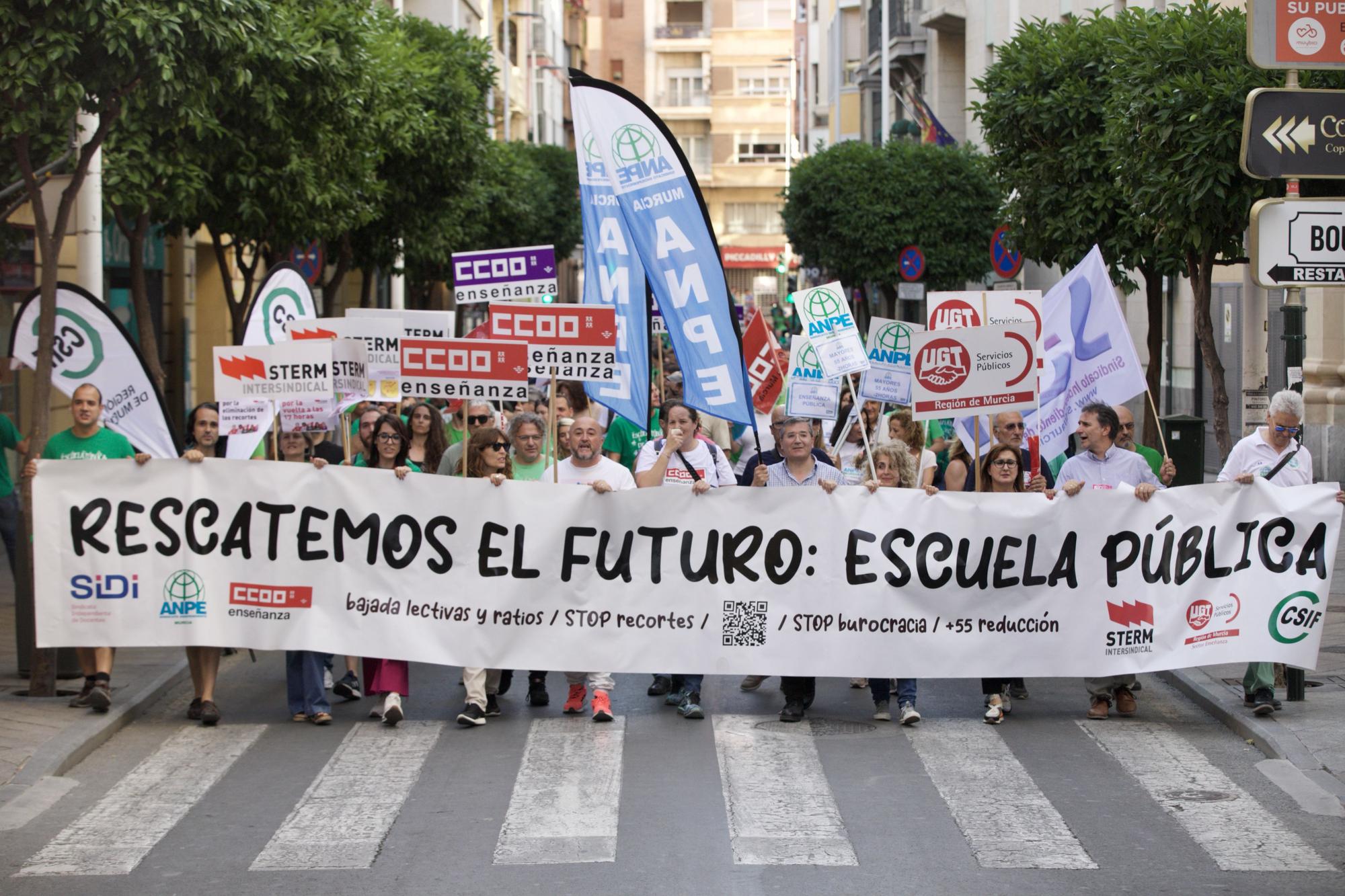 Manifestación en defensa de la educación pública en Murcia