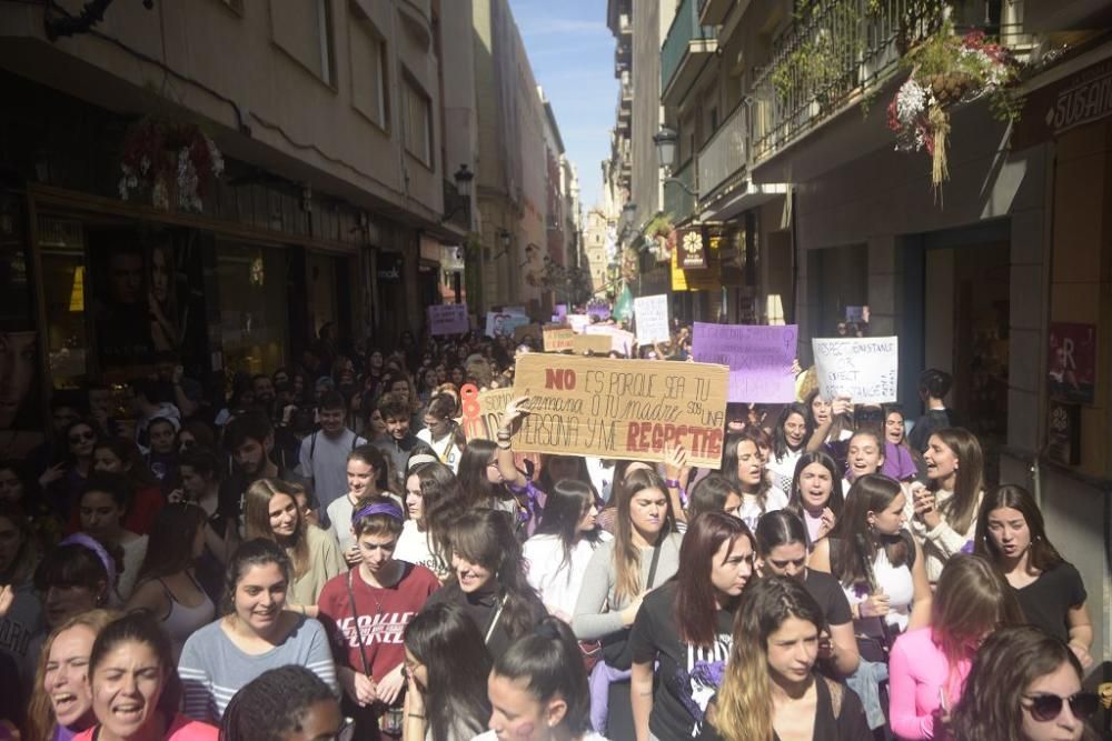 La feministas calientan motores antes de la manifestación del 8-M en Murcia