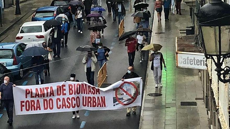 Manifestación en contra de la caldera de biomasa.