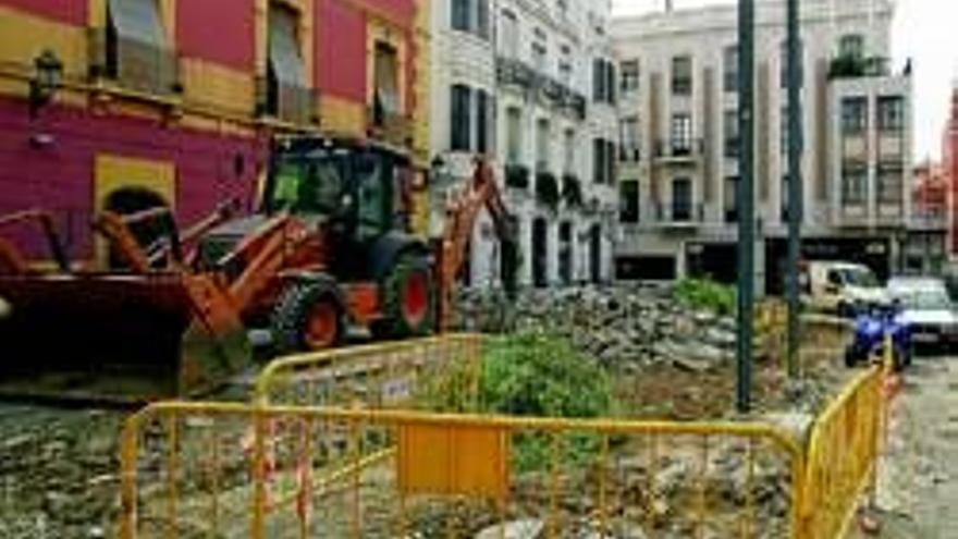 La plaza de la soledad ya esta a nivel de calle y sin el porrina