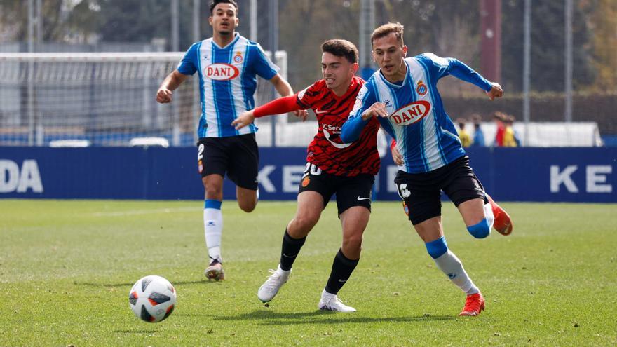 El Mallorca B gana en casa del Espanyol B y deja de ser colista