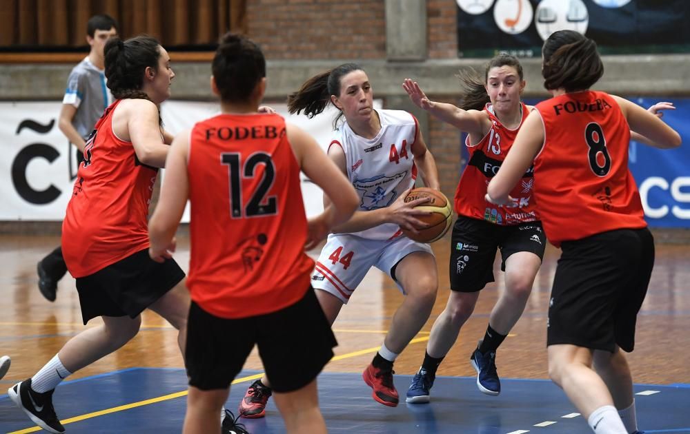 El Maristas arrolla al Fodeba y confirma su clasificación para la final a cuatro.