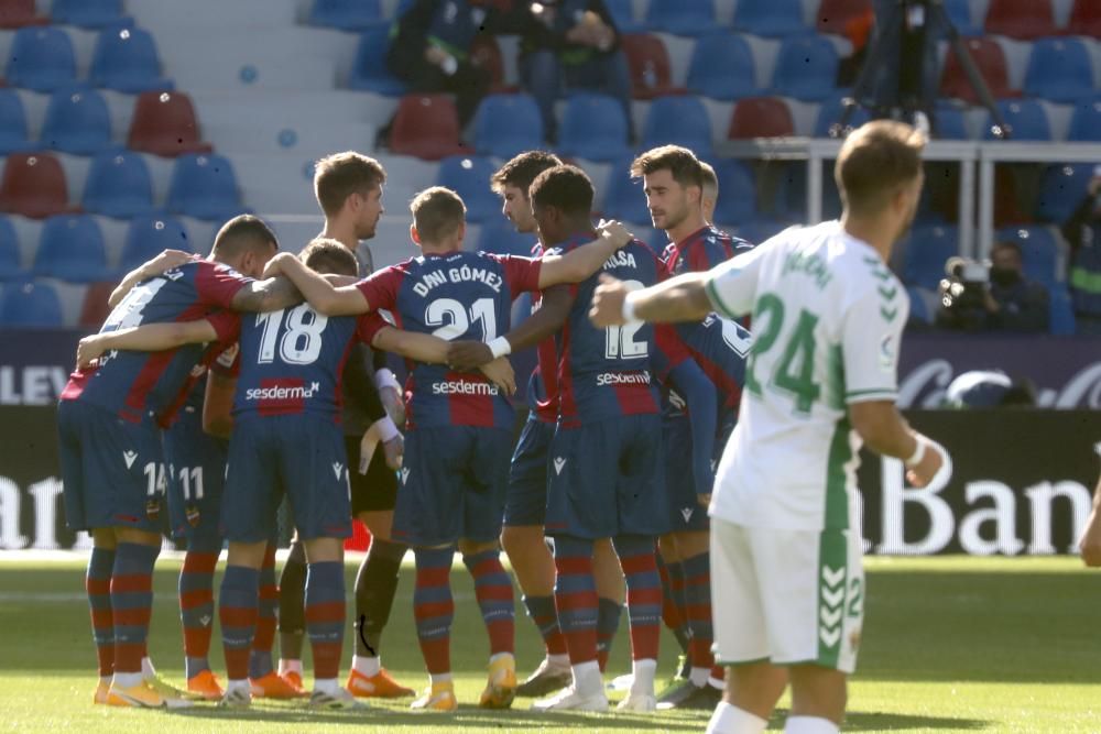 Las imágenes del Levante UD - Elche CF