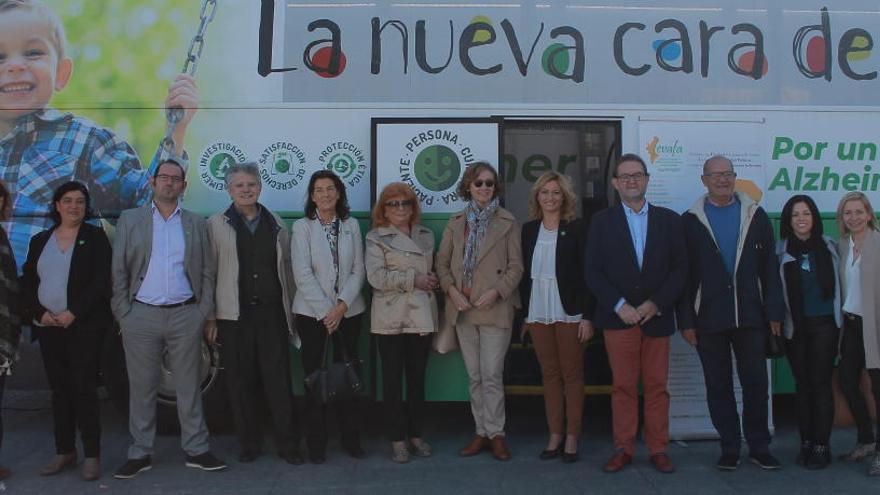 Miembros de la Federación Valencianade  Asociaciones de Familiares de Personas con Alzheimer en València